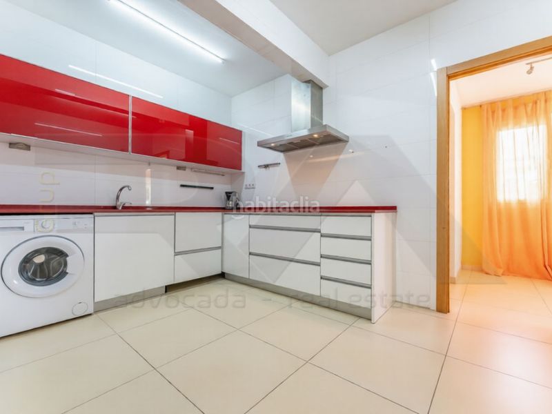 Foto 7c8cba56-cb2c-4241-a4cb-21d7c091401d. Casa amb aparcament a Llevant Tarragona