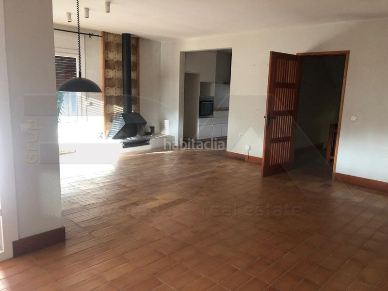 Foto d338c7e2-e13e-4c5d-9a77-360a911cee2c. Maison avec chauffage parking dans Roda de Barà