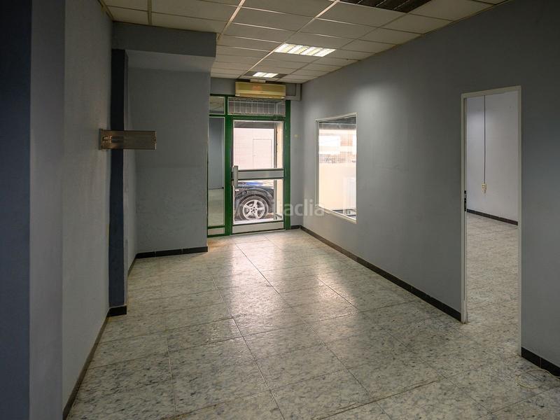 Foto 059db36b-206d-4e3f-9a93-09233c80ef9e. Lloguer local comercial a carrer mestre guillem 34 a Manises