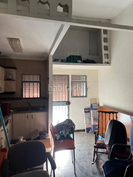 Foto 9b0a701b-14d7-43ee-948d-b19ddd27673b. Locale commerciale in carrer doctor català diez 1 in Manises