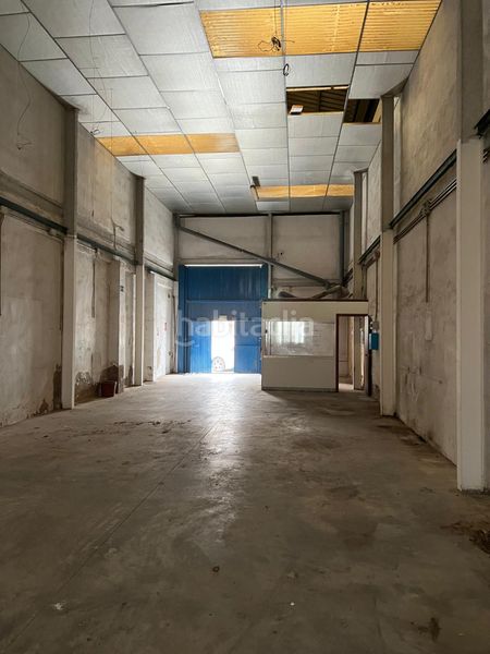 Foto 444f57d8-82dd-46e3-b3d1-b97ba9c3d4ff. Location bâtiment à usage industriel dans Polígono del Aeropuerto Manises