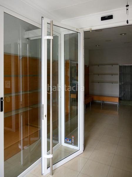 Foto 011c017e-9585-4697-b676-16bb4c30f774. Alquiler local comercial en carrer masia de la cova 31 bajo comercial en Manises