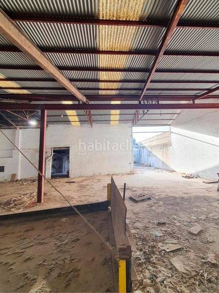 Foto ffe200df-e554-48c8-bd99-7bc516be841a. Location bâtiment à usage industriel dans Polígono del Aeropuerto Manises