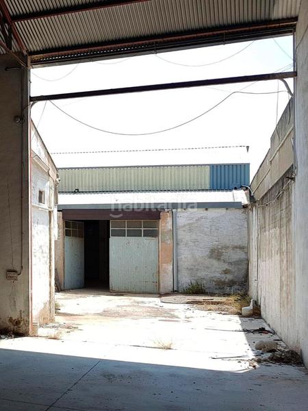 Foto 500454e2-9c3b-4087-a869-7b0f364cec1f. Rent industrial building in Polígono del Aeropuerto Manises