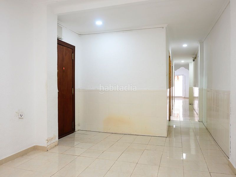 Foto 66e98644-2fe4-4769-88f3-62e206c73aa1. Planta baixa a El Mercado Manises