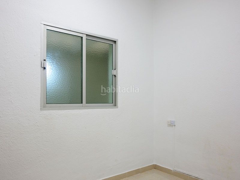 Foto a83efc3c-b736-4341-b80d-1dccf67bb411. Planta baixa a El Mercado Manises