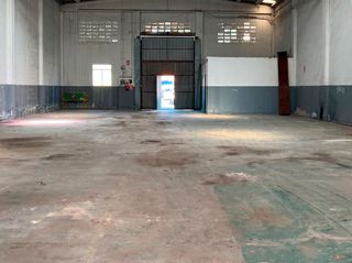 Miete Fabrikhalle in Polígono del Aeropuerto. Nave en alquiler polígono aeropuerto