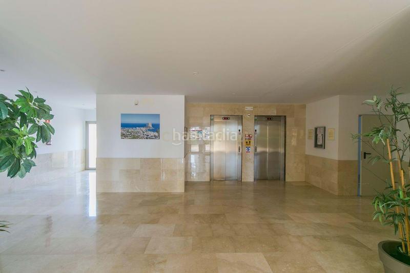Foto 8ec44a9f-e28d-4a86-8de6-a24e921b315d. Alquiler piso en Marisol Park - Ortembach - Los Almendros Calp