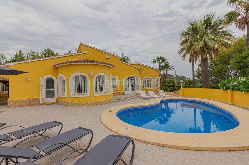 Foto 1cbe6c04-9df0-4758-8cfc-4f4cfbfd29ee. Casa con parcheggio piscina in La Empedrola Calp