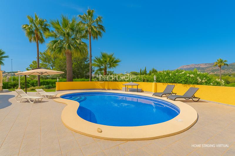 Foto 6418f02e-aa98-4894-abd3-ab868af0eb60. Casa con parcheggio piscina in La Empedrola Calp