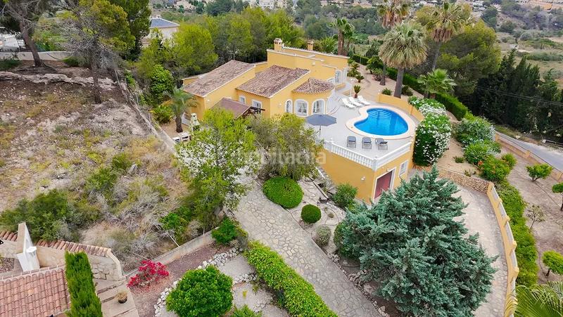 Foto 9c12b43f-e22f-4ae3-b473-ef6a289f8f1a. Casa con parcheggio piscina in La Empedrola Calp