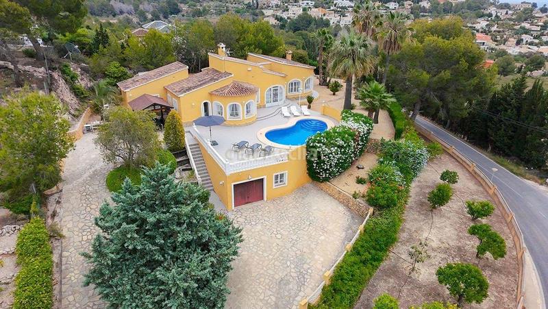 Foto d0a5fc0d-1598-4d47-b97a-6f22200eac2f. Casa con parcheggio piscina in La Empedrola Calp