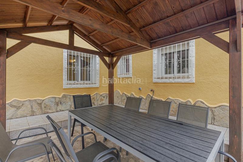 Foto e244f955-b67b-4d6a-9ce4-082b38aaf054. Casa con parcheggio piscina in La Empedrola Calp