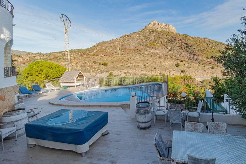 Foto 38dfa8ee-f8a9-496f-a596-a5531309da32. Casa en Maryvilla Calp