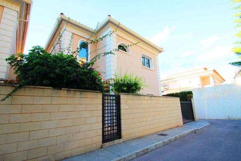 Foto 38b57306-0214-4470-b7b8-5f8b971e87bd. Alquiler casa en casanova en Marisol Park - Ortembach - Los Almendros Calp