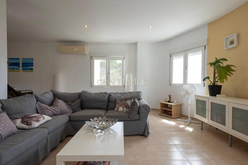 Foto 67c9dfa2-370d-4911-b567-bd01f3b2cc47. Maison avec chauffage piscine dans La Empedrola Calp