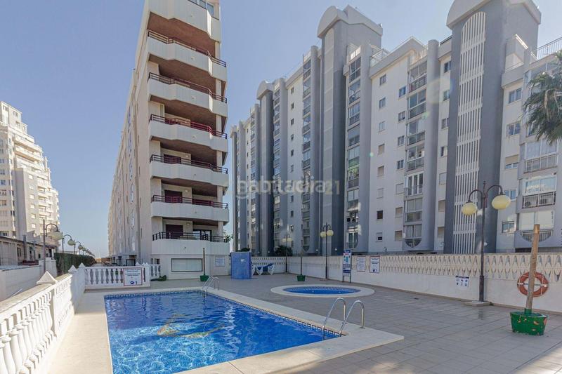 Foto 7e5b7cf0-7527-4562-aada-947f14aa4134. Piso en avenida juan carlos i en Zona Levante - Playa Fossa Calp