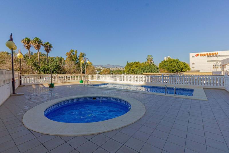 Foto e931ad83-ea1c-4462-948e-fe3e5e831cb8. Piso en avenida juan carlos i en Zona Levante - Playa Fossa Calp