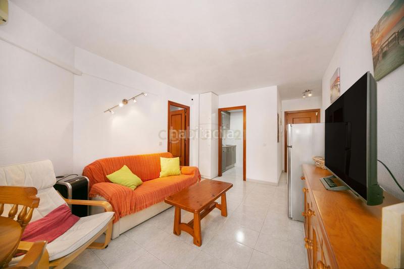 Foto 35aadb1d-c798-4131-ace6-d08df618ad57. Rent flat in carrer corbeta in Pueblo Calp