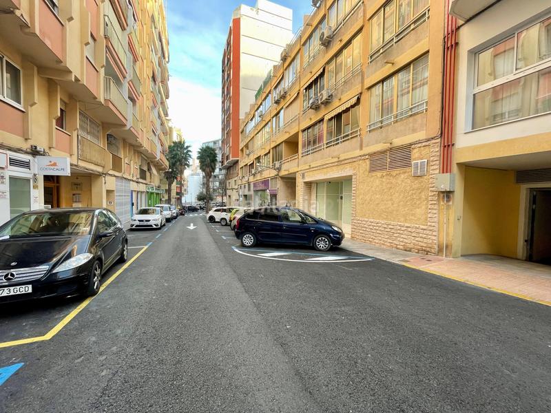 Foto 11234333-42fb-4c0e-b12a-958a57ea0344. Locale commerciale in cl maestro serrano 2 in Pueblo Calp