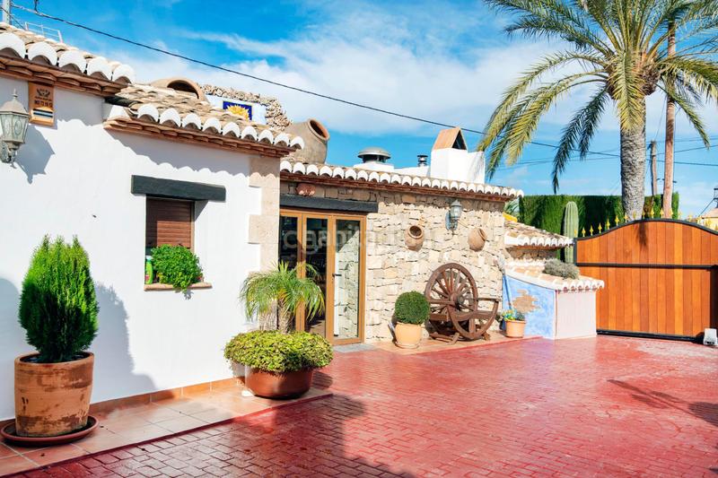 Foto d4e9a03e-9026-445c-a7a7-a69bbe7fb2d5. Rent chalet in partida llenes in Benissa pueblo Benissa