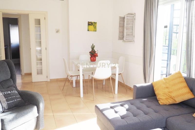 Foto 47104a24-a374-448c-a718-6fb5c39386e7. Lloguer apartament a urbanització enginent ii a Marisol Park - Ortembach - Los Almendros Calp