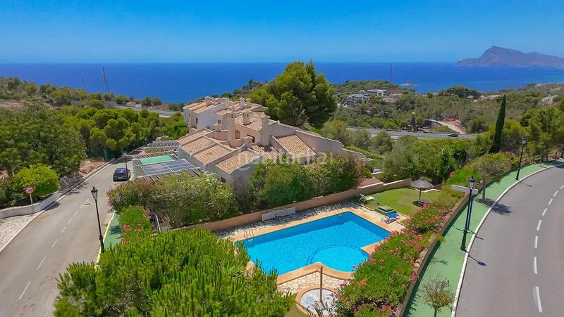 Foto 41a8e74d-1d15-435f-9a82-dbc64ced538b. Reihenhaus in calle austria in Altea hills Altea