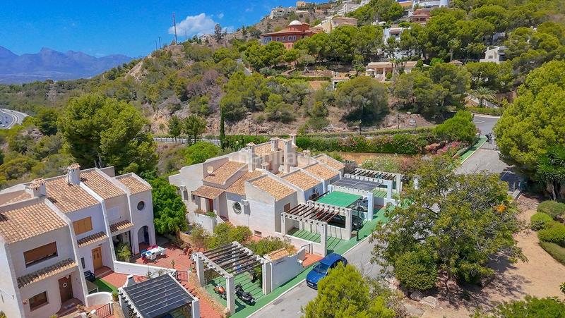 Foto 6ebb2270-1503-4d7a-9b1c-7f2e6a64a25b. Reihenhaus in calle austria in Altea hills Altea