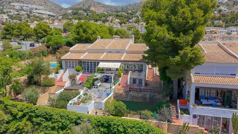 Foto edcc33f1-8999-44ad-96cb-b4701050af9a. Reihenhaus in calle austria in Altea hills Altea