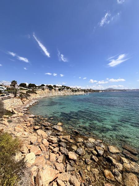 Foto ed02bb68-d309-4d41-9bbf-20e2d2351508. Lloguer apartament a avenida rosa de los vientos a Calp