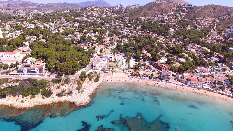 Foto 515d6dcf-08ee-48a7-888d-fd710bf0135f. Rent apartment in carrer xaloc in Zona Levante - Playa Fossa Calp