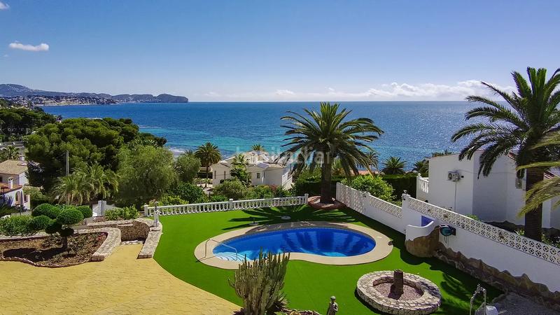 Foto c7dfe74d-f495-4333-be9c-008b18921f46. Chalet en partida calalga impresionante villa con vista espectacular al mar mediterráneo la calalga en Calp