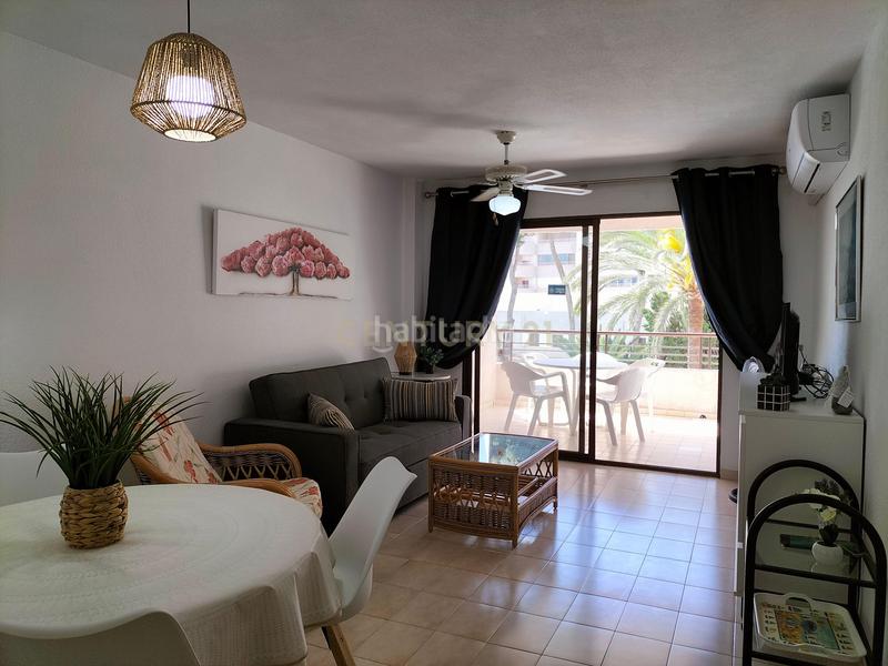 Foto 1eae1e7f-06a2-4fde-b1df-19dd56d13f4e. Miete appartement in av juan carlos i 20 Calp (alicante) 20 in Calp