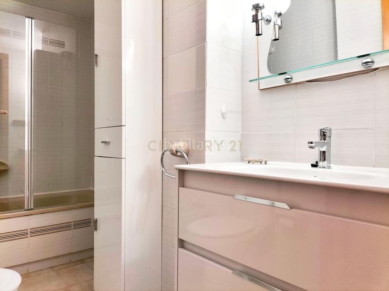 Foto d82eb784-07bd-41f6-babc-263c1b36acd8. Miete appartement in av juan carlos i 20 Calp (alicante) 20 in Calp