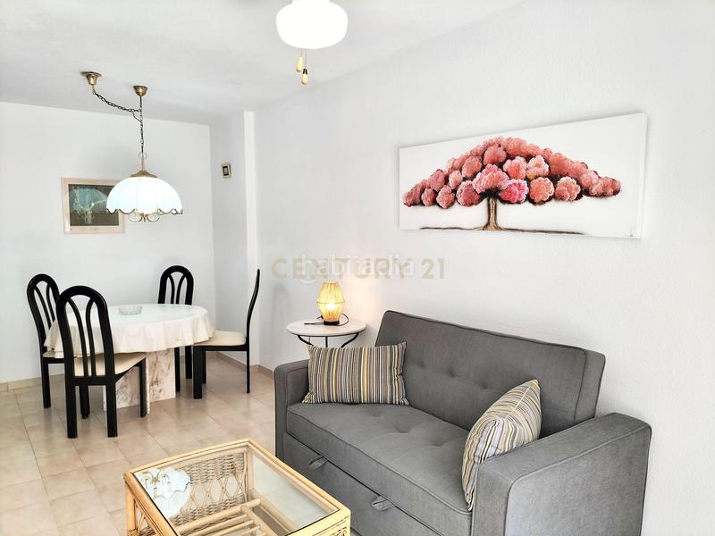 Foto 46376899-16fb-44e2-a4e3-97d23b1e0351. Rent apartment in av juan carlos i 20 Calp (alicante) 20 in Calp