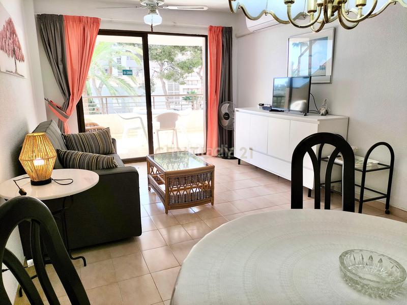 Foto aca6671f-3a7c-40aa-bd45-4bc7ac7c460d. Rent apartment in av juan carlos i 20 Calp (alicante) 20 in Calp