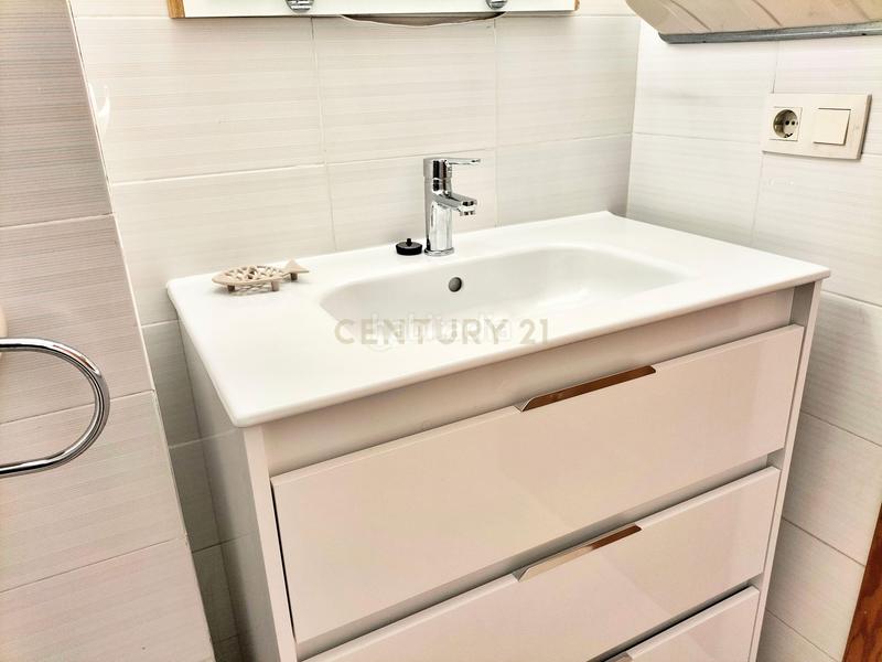 Foto d5e9d958-d0ca-41d7-aa0f-24b84c271804. Rent apartment in av juan carlos i 20 Calp (alicante) 20 in Calp