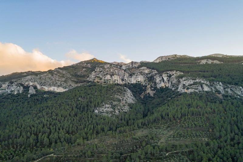 Foto 1aafd209-57b4-49b9-ae37-367825cda7b3. Chalet in partida folles 6 in Castell de Castells