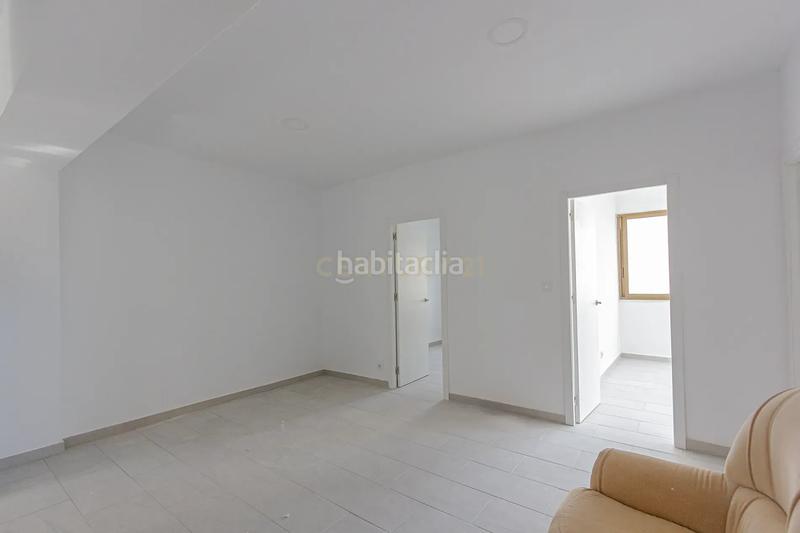 Foto c9825f7c-e298-4fe3-b4bb-05dd8464fead. Apartment in avenida gabriel miró in Pueblo Calp