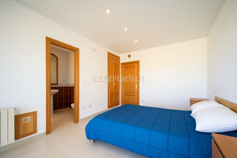 Foto 326a4f05-a27f-41df-861e-2c26cd729dcf. Alquiler apartamento en avenida diputación alquiler temporal e en Calp