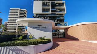 Appartement à Av rumania 24 calp (alicante) 24. Venta  exclusivo apartamento moderno con piscina, garaje y trast