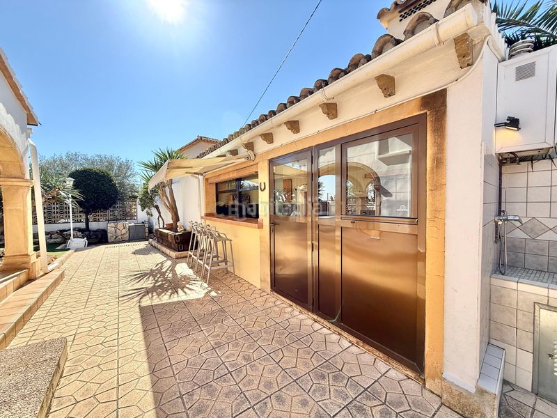 Foto a5a5d11b-20a1-4e86-b031-3d6914d8c2df. Casa en vía pa benicolada exclusiva casa independiente con piscina y jardín en pda. benicolada, e en Calp