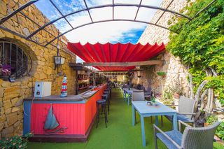 Lloguer Local Comercial a Manzanera-Tosal. Barrestaurante emblemático en alquiler en la manzanera calpe  ub