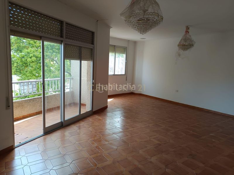 Foto 05b5e9c1-1359-4f91-81dc-be517df41802. Edifici a avenida valencia a Verger (el)