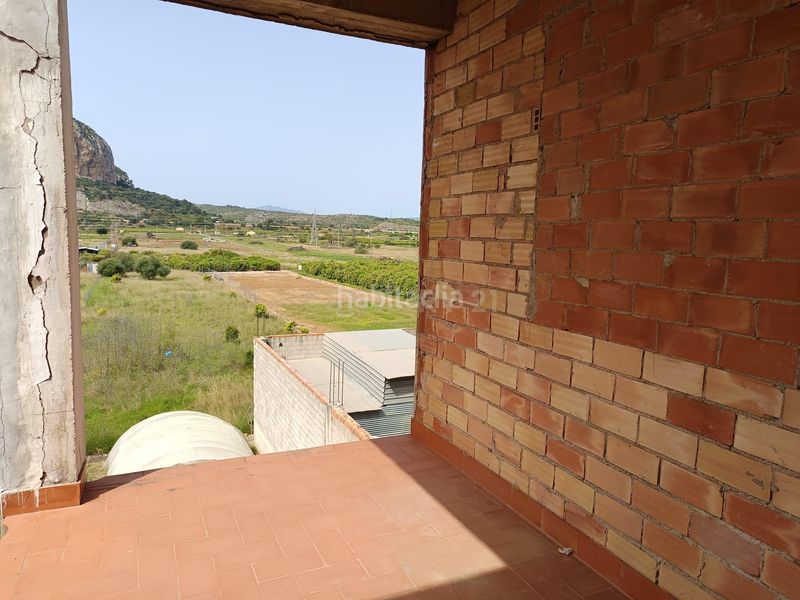 Foto 1b8069b7-2c3c-45be-94da-a7f4422704fc. Edifici a avenida valencia a Verger (el)