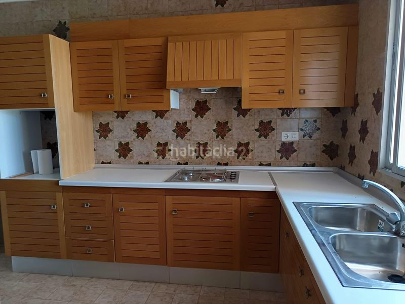 Foto 495781c3-4edb-403e-8b21-15afe387349e. Edifici a avenida valencia a Verger (el)