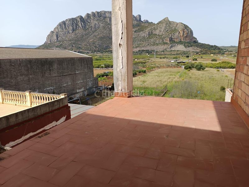 Foto 5745427c-5aeb-4f89-ae1a-2fe499e8c3b4. Edifici a avenida valencia a Verger (el)