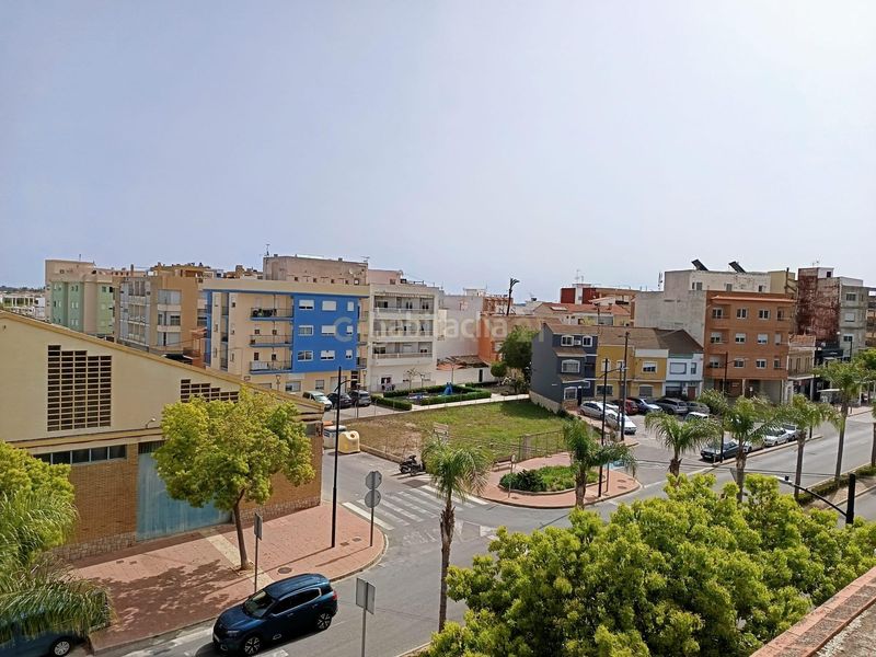 Foto b058e699-1df8-4447-bb96-86aea5d755b0. Edifici a avenida valencia a Verger (el)