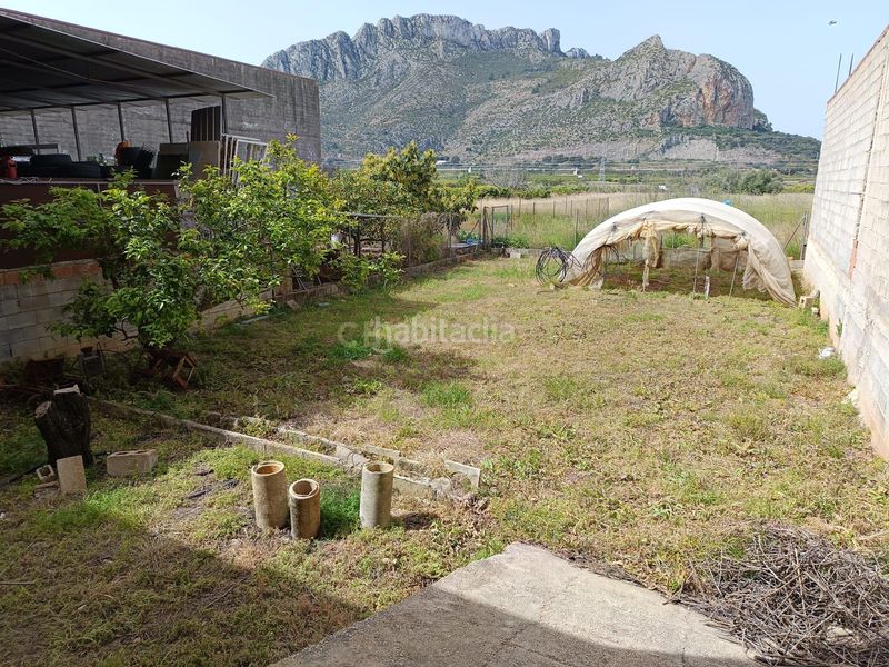Foto b1058d8a-f520-4d68-8d71-71dca37a5880. Edifici a avenida valencia a Verger (el)