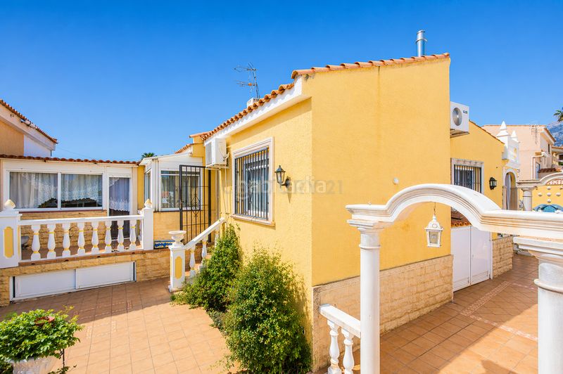 Foto 50efac94-75ac-467d-afc4-816c64449894. Casa adossada a cl serra del reclot 6la nucia (alicante) 6 a Nucia (la)